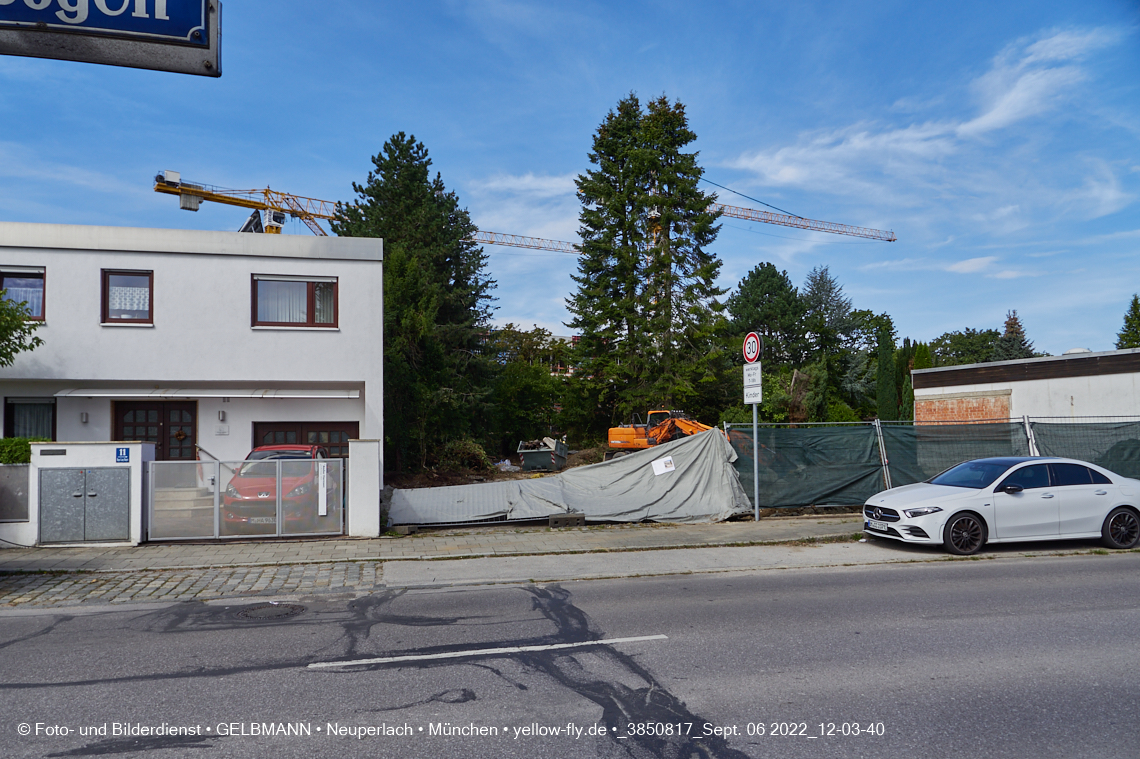 06.09.2022 - Baustelle an der Niederalmstraße 16 und Hugo-Lang-Bogen 13 in Neuperlach-Trudering